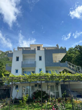 Apartmani Planinska Idila